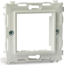 DKC 75023W Каркас на 2 модуля (одноместный) без лапок, белый, RAL9010